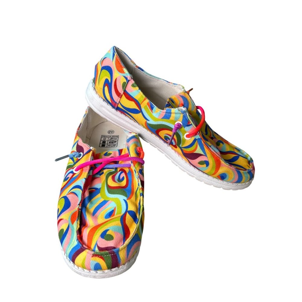 Graffiti Canvas Slip-On Shoes Size 42 Abstract Colorful Swirl Design Lightweight